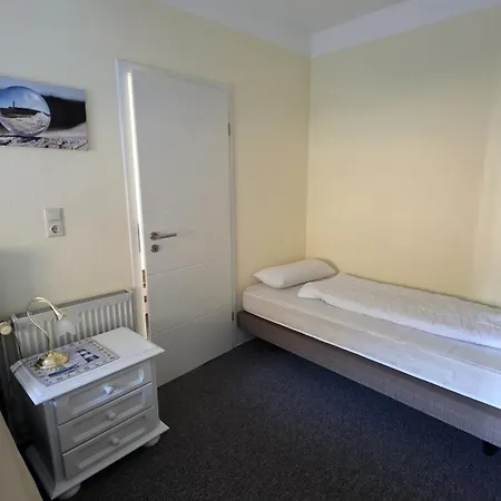 Koehler Am Achterwasser , Urlaub Mit Hund Сasa de vacaciones